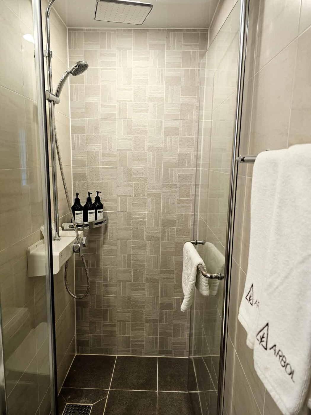 Hotel Raviens라비앙즈 Busan Esterno foto